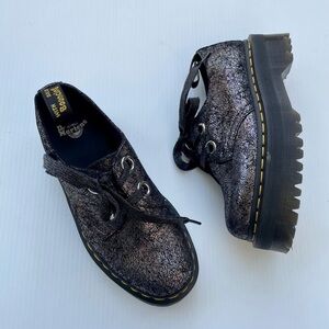 Dr. Martens Holly Platform Shoe Oxford In Pewter Metallic